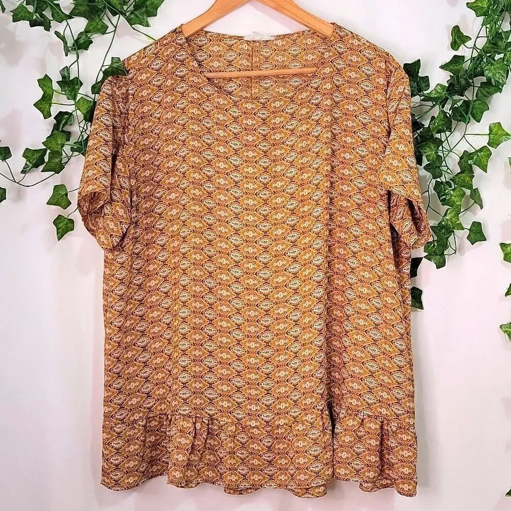 Cedar & Gold. Oversized Large. Women's Blouse. EUC